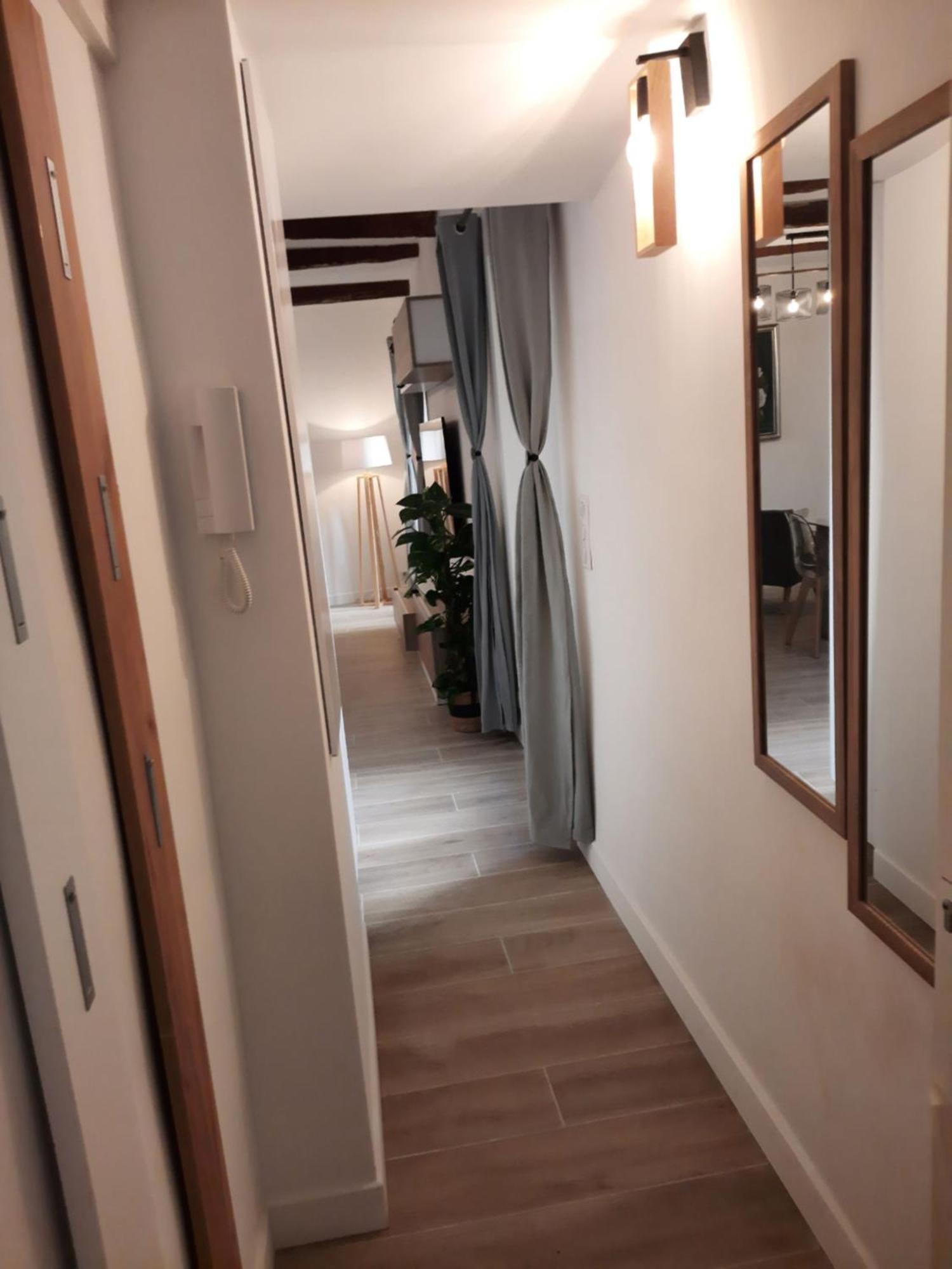 Beautiful Old Town Flat, Near The Beach Nice Eksteriør bilde